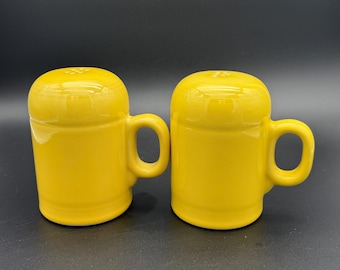 Fiestaware range top salt and pepper set Fiesta Ware Sunflower Yellow post 1986