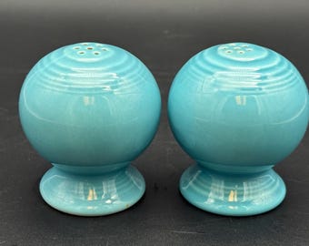 Vintage Fiestaware Turquoise Blue salt and pepper shaker set Fiesta Ware