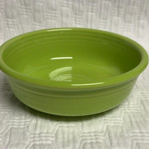 Fiesta Ware Chartreuse Green Child’s Soup / Cereal bowl 14 oz. Fiestaware 5 1/2”
