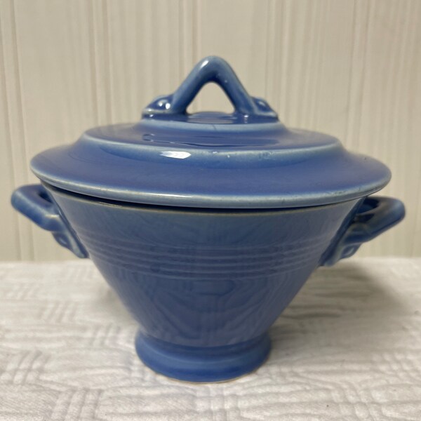 Vintage Harlequin Mauve Blue Sugar Bowl and lid (Fiesta cousin)