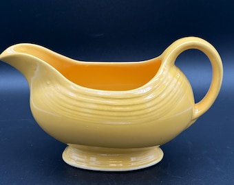 Fiesta Ware Vintage Original Yellow gravy pitcher or sauce boat Fiestaware