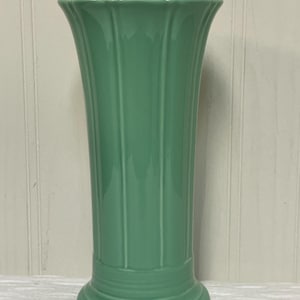 Fiesta Ware 8&quot; small flared vase Seamist Green Fiestaware post 86 retired color BEAUTIFUL