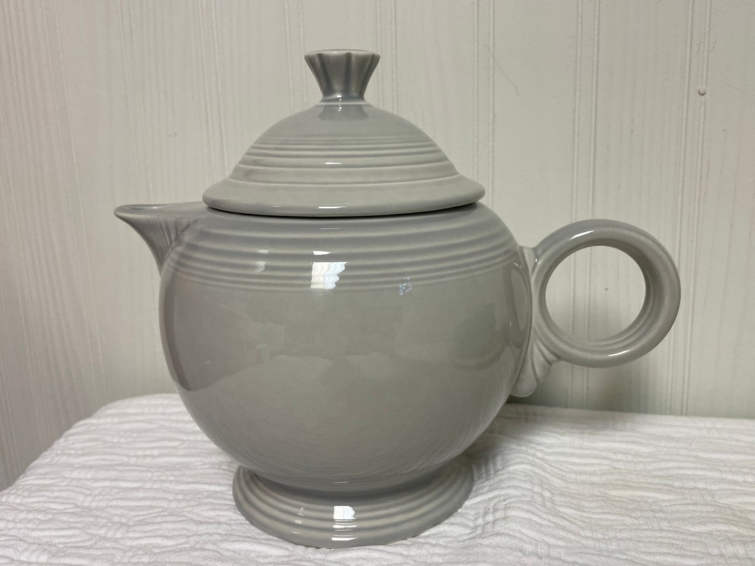 Retired Fiesta Pearl Gray Large 40oz Teapot Tea Pot Fiestaware Etsy