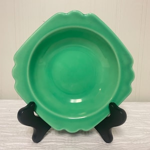 HLC Riviera 5” light green fruit bowl (Fiesta cousin) Homer Laughlin China Co.