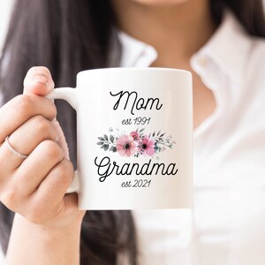 New Grandma Mug Pregnancy Announcement, Promoted To Nana, Baby Announcement Grandmother Gift, Mother&#39;s Day Gift For Grandma, Nana Mimi Grams