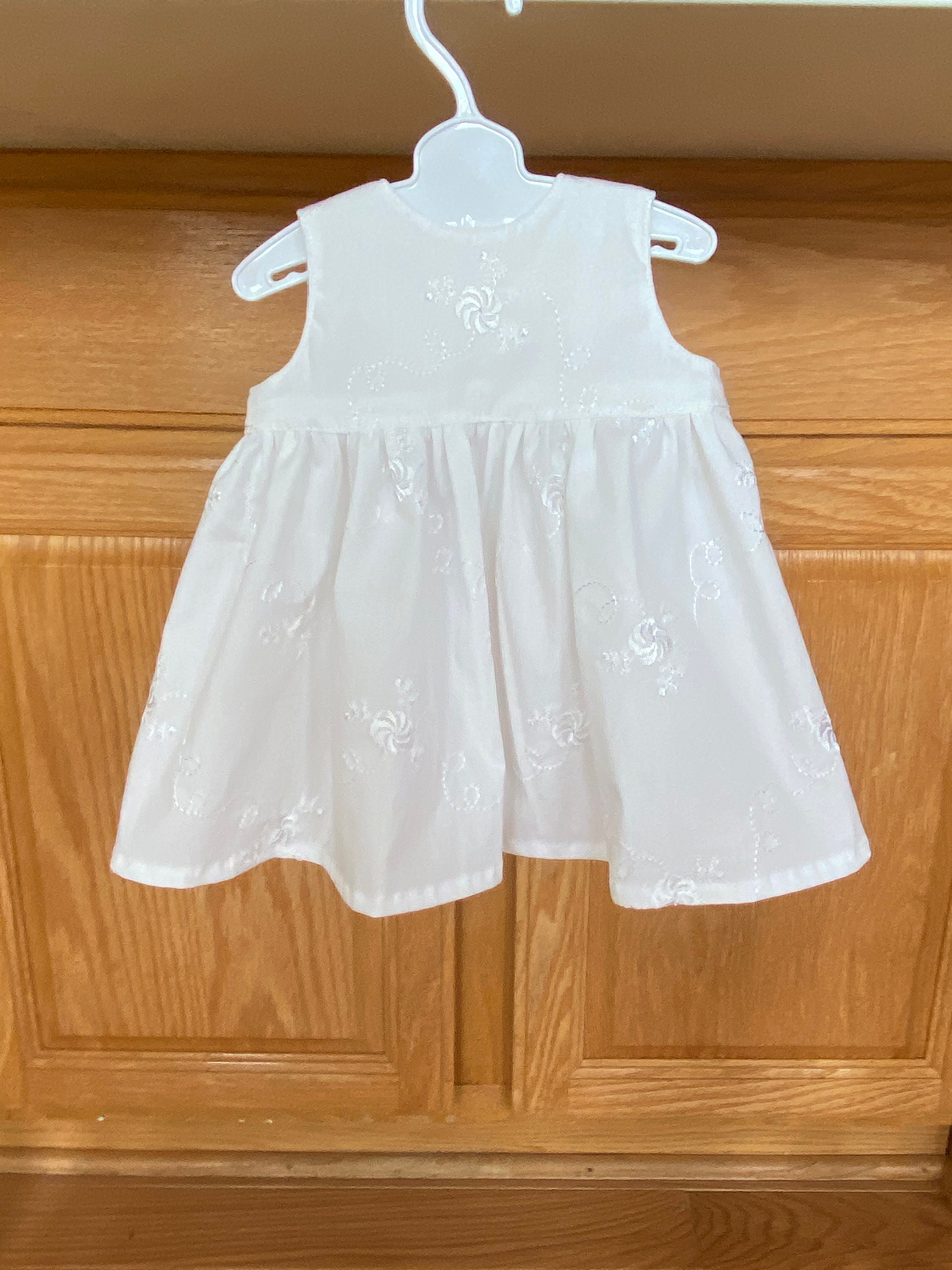 Preemie White Dress Preemie Embroidered Dress 6 Pounds Etsy UK