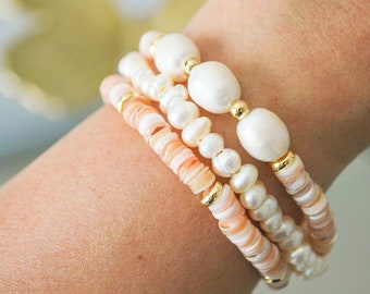 Shell Bracelet,Baige Shell,Puka Bracelet,Beaded Bracelet,Freshwater Pearls,Pearl Bracelet,Dainty Bracelet,Beach Bracelet,Raw Shell Bracelet