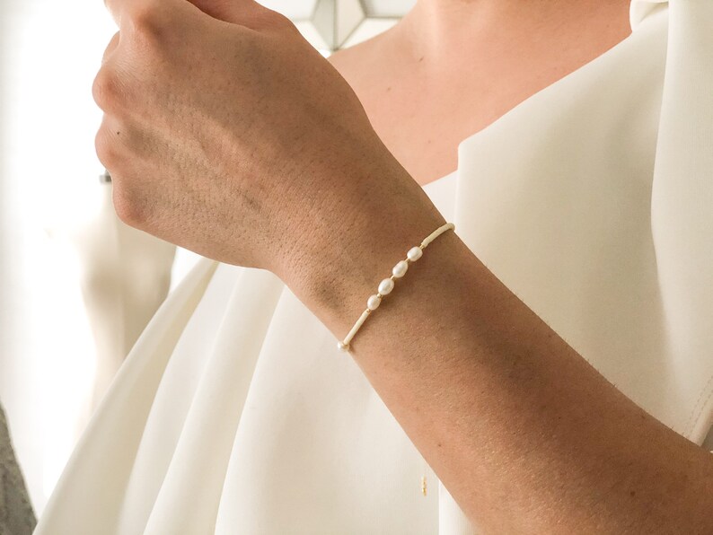 Freshwater Pearls,String Bracelet,Beaded Bracelet,Adjustable Bracelet,Jewelry Set,Friendship Bracelet,Gold Bracelet,Dainty Bracelet