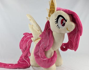 Pelúcia inspirada na Flutterbat de My Little Pony