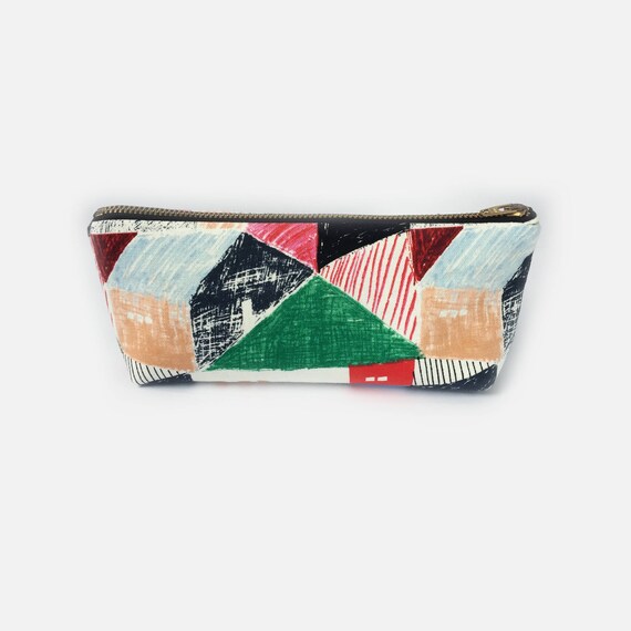 scandinavian zip bag