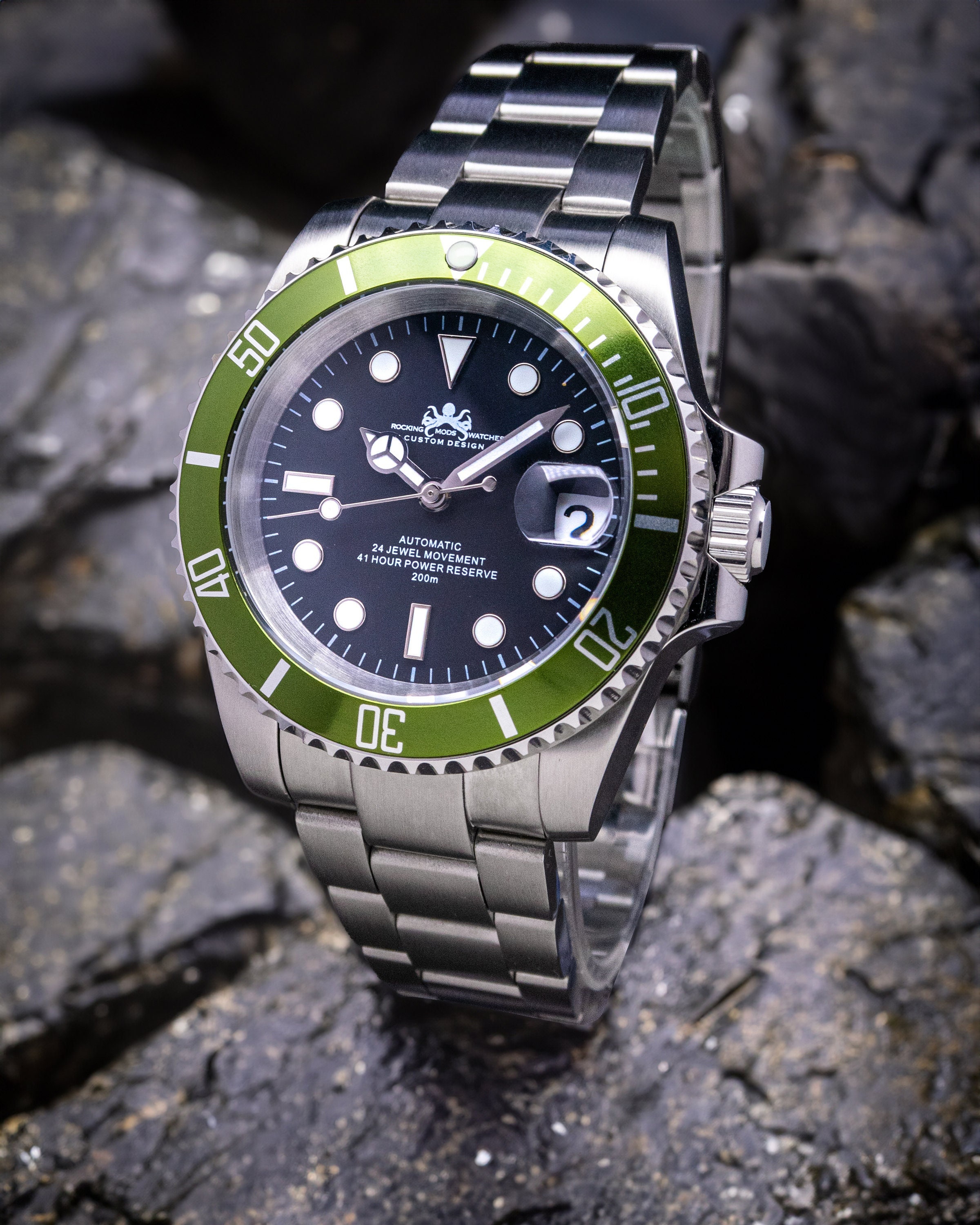 40mm Custom Olive Green & Black Sub Watch, Japan NH35 Movement