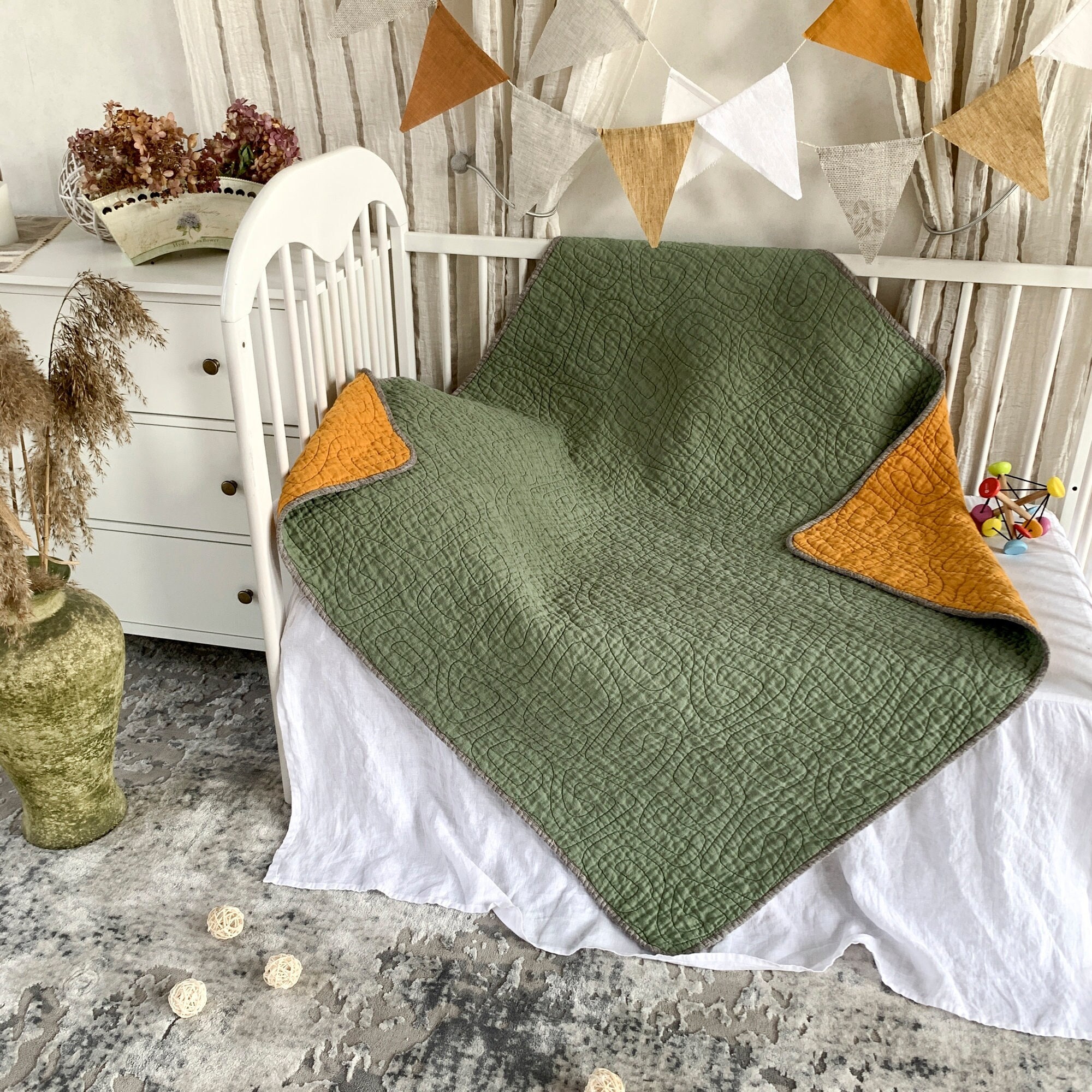 Linen baby quilt sales