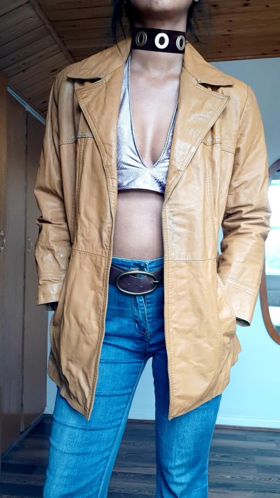 70's vintage real leather in a camel colour with d