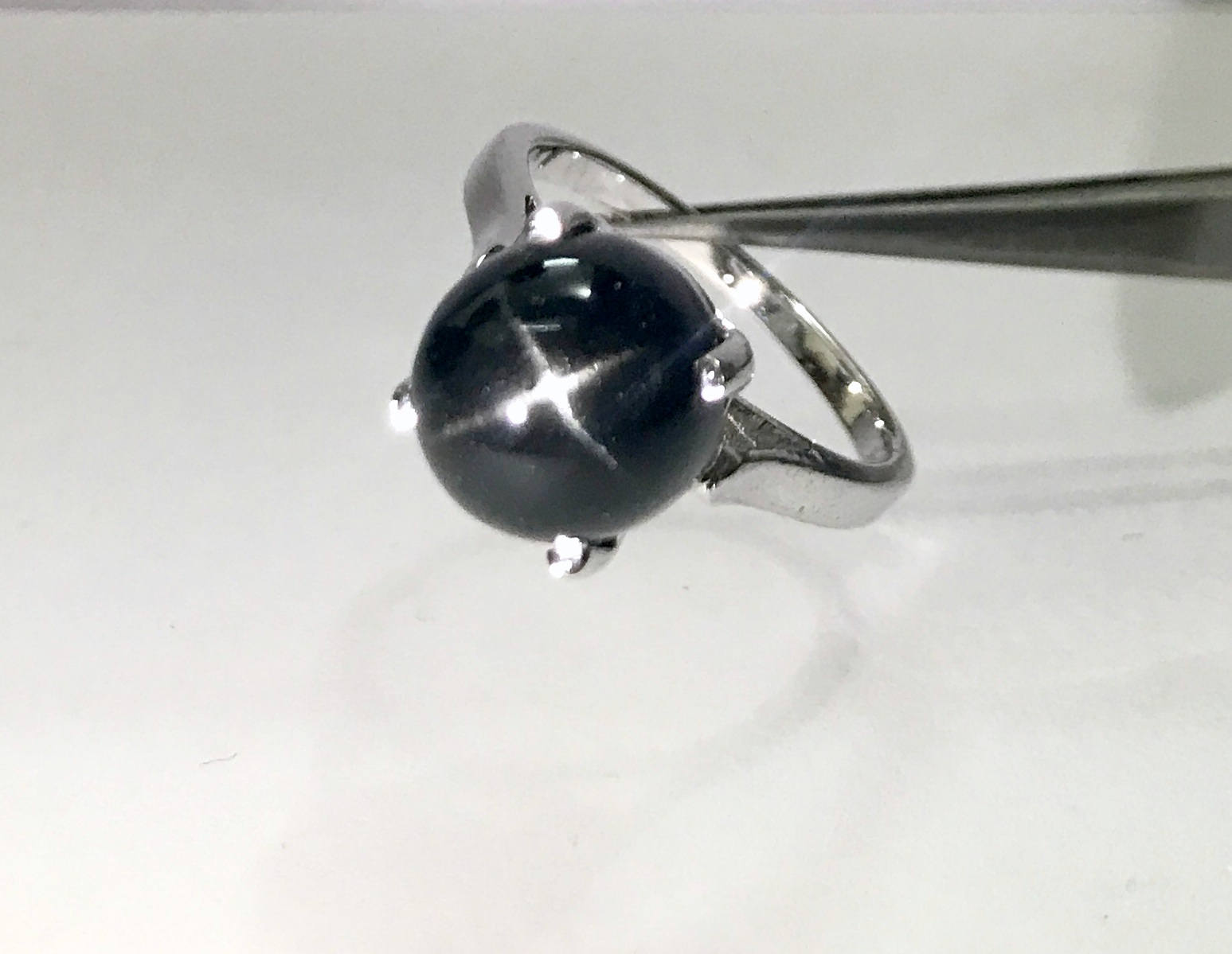 HASH. Black Star Round Cabochon Ring