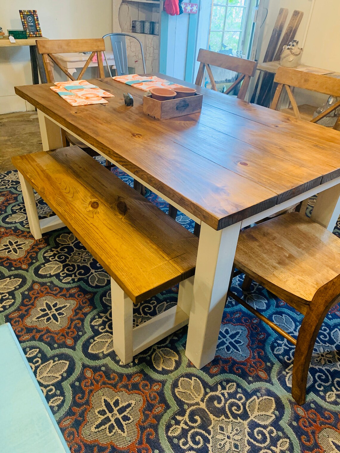 Juego de mesa rústico de la granja con el banco y las sillas | Etsy