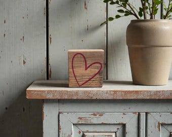 Rustic Wooden Heart Block Sign – Farmhouse Love Decor, Handcrafted Wood Home Decor