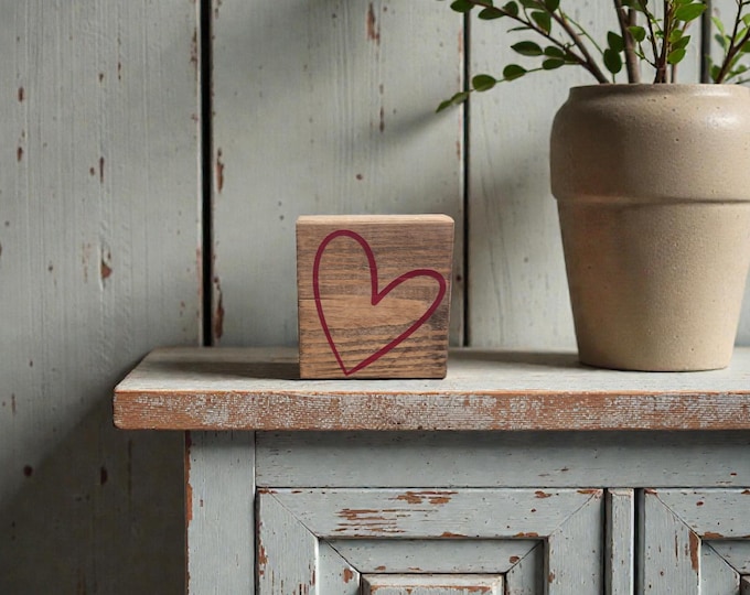 Rustic Wooden Heart Block Sign – Farmhouse Love Decor, Handcrafted Wood Home Decor