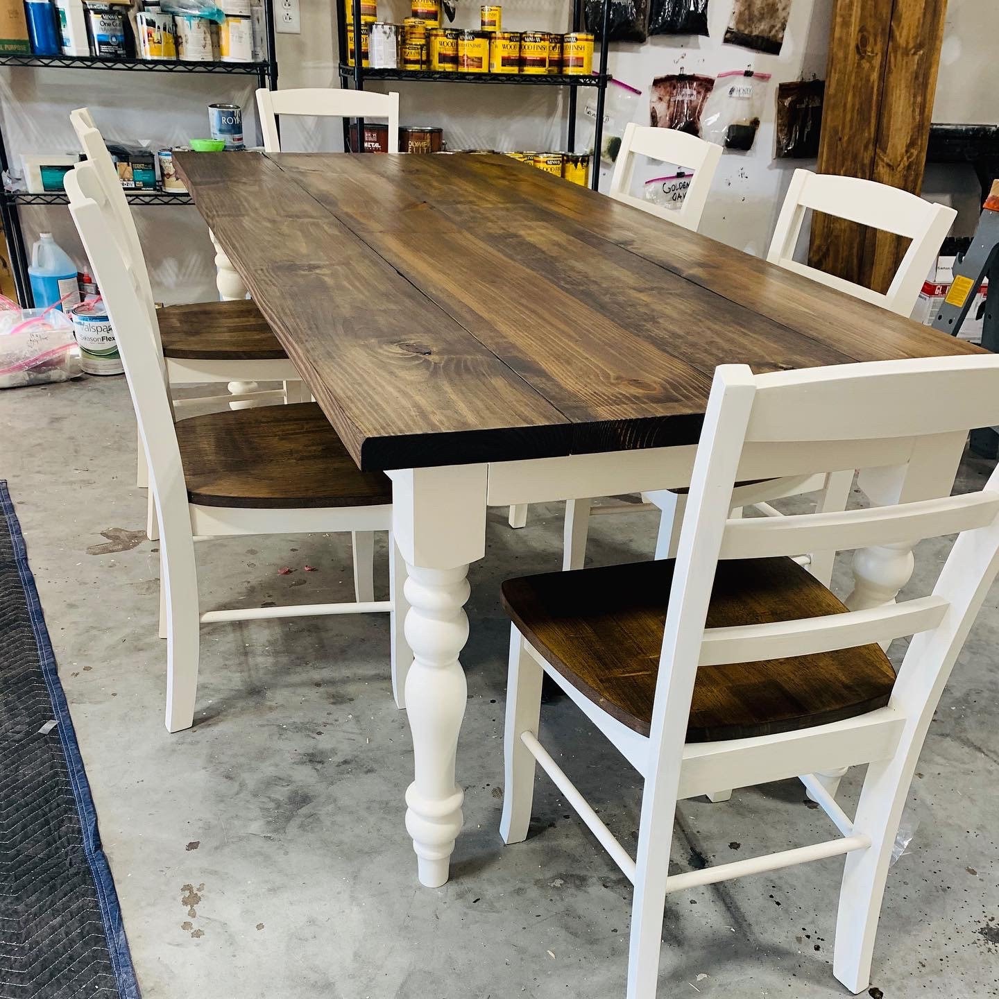 7ft Rustic Farmhouse Table with Chairs and Turned Legs 