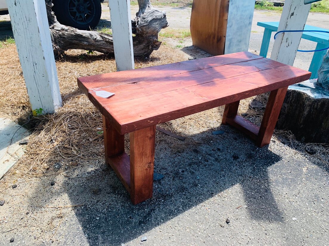 Rustic Farmhouse Outdoor Bench With A Farmhouse Feel Red Oak