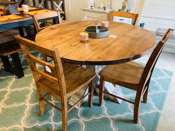 Round Rustic Farmhouse Table With, Small Round Farmhouse Dining Table