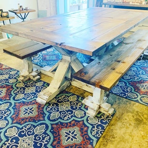 Mesa rústica de la granja con patas y bancos de doble | Etsy