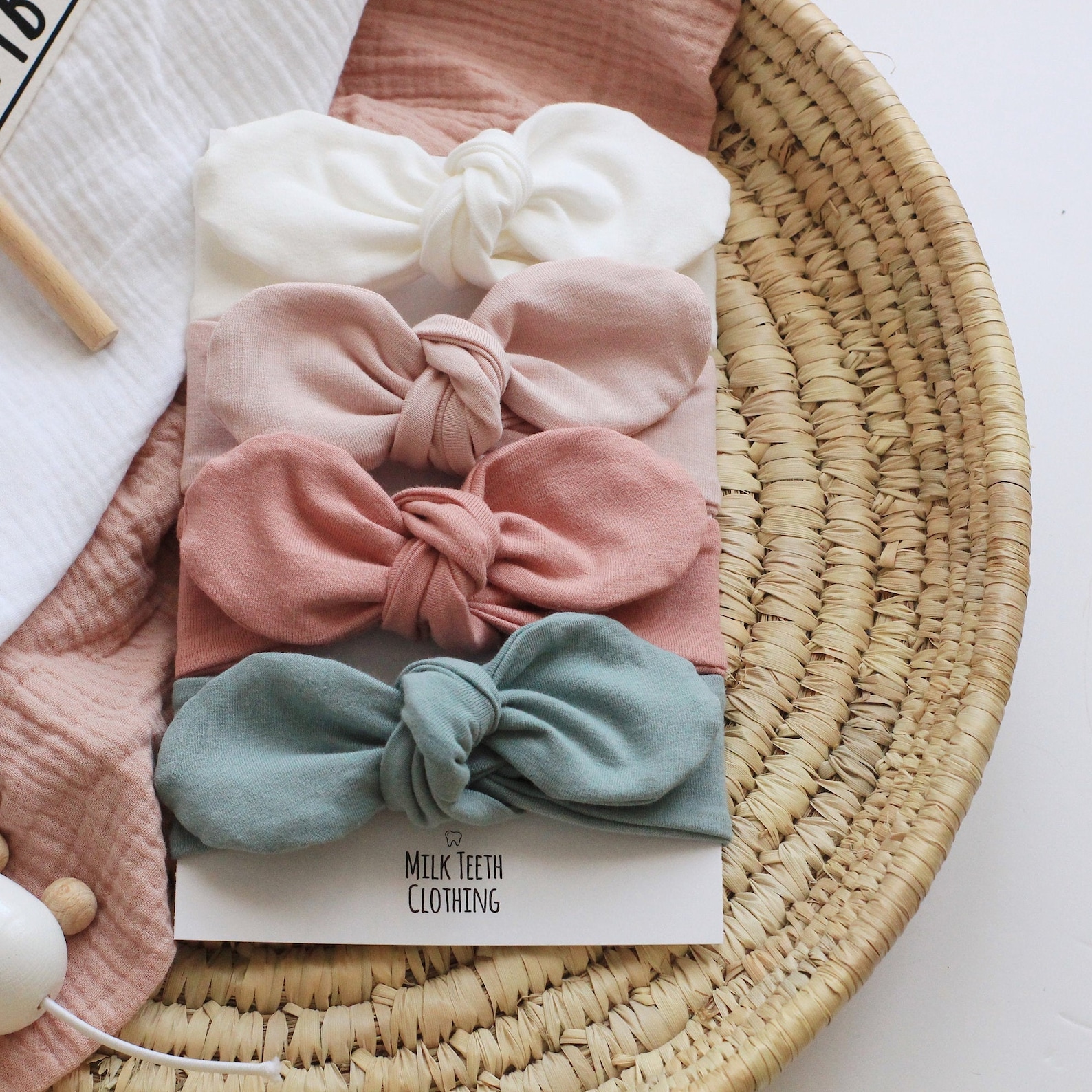 Babyhug Headbans with Knot Detailing Pack of 3 - Pink main image 1