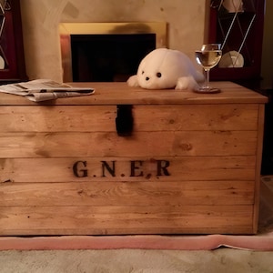 Handmade Steamer Trunk Coffee Table: Vintage Style G.N.E.R Blanket Box