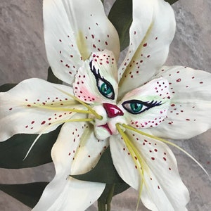 Alice in Wonderland (non) Talking Flowers &quot;WHiTe TiGeR LiLy&quot; by Sutherland Summer Breeze Series