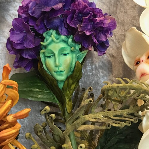 Alice in Wonderland Flowers "LUXE" EDITION Queen Mother Hydrangea SUTHERLAND ~ Guardians of the Garden