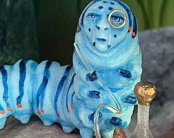 不思議の国のアリスのミニチュア「青い芋虫」サザーランド作 - Etsy 日本