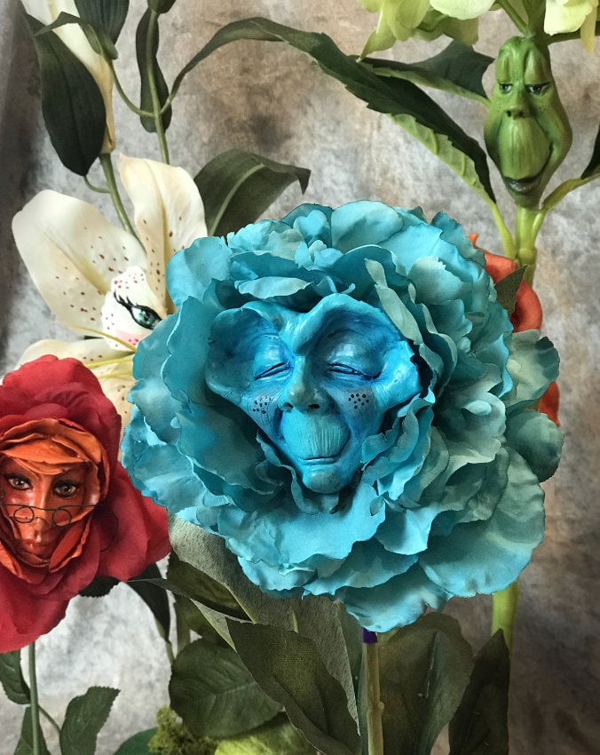 Alice in Wonderland (non) Talking Flowers 