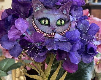 Colorshifting Disappearing Cheshire Cat on Hydrangea flower Alice in Wonderland (non) Talking flowers for props,parties,vignettes Sutherland