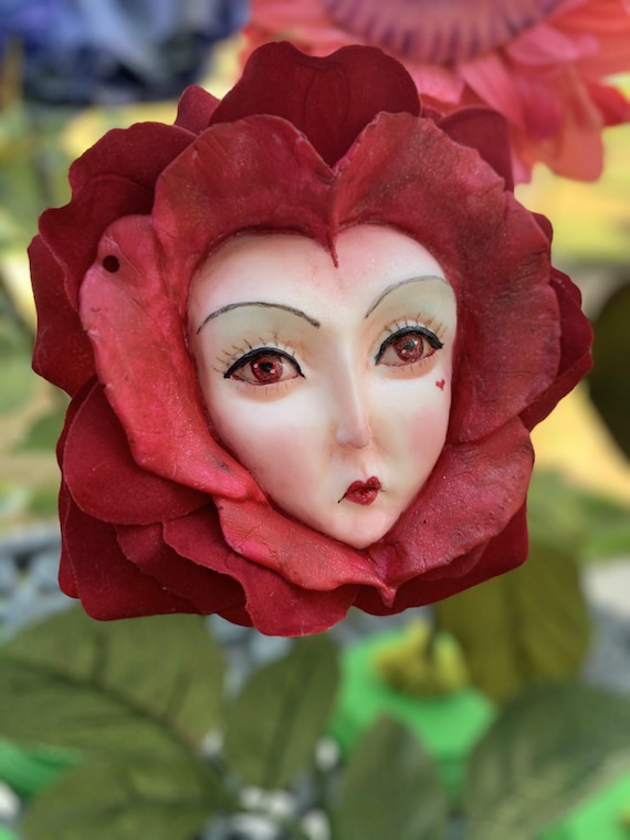 Alice in Wonderland Talking flowers Character Series RED QUEEN Sutherland
