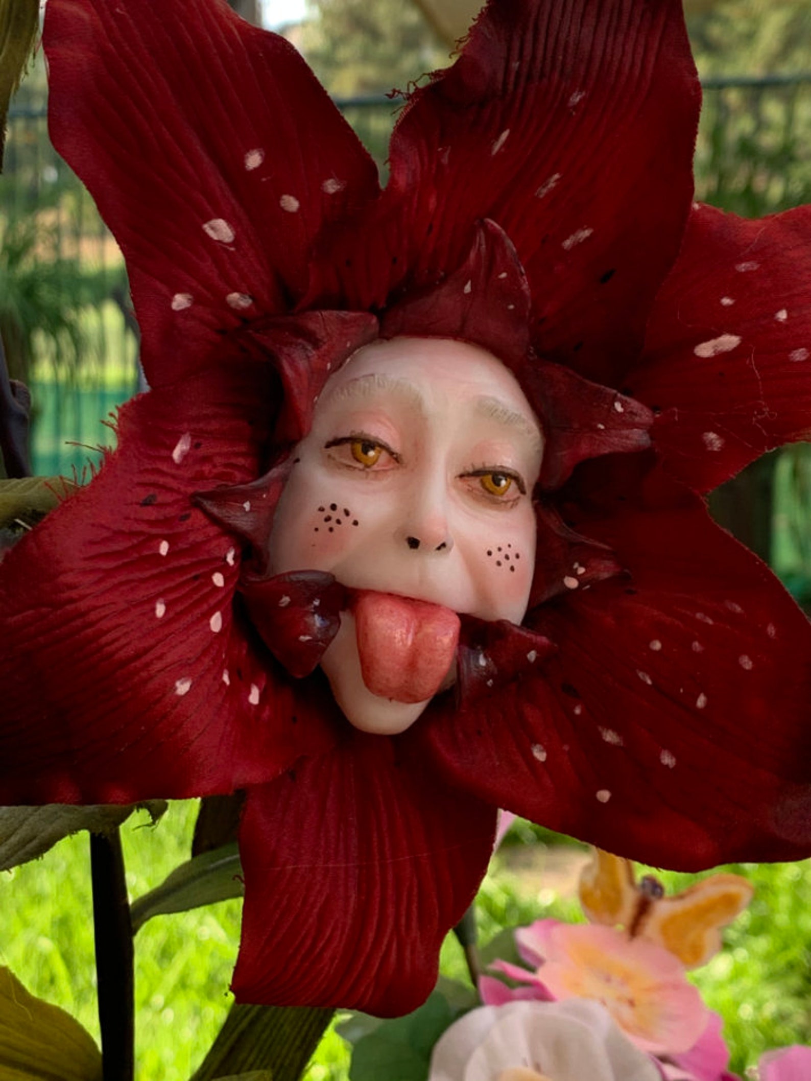 Alice in Wonderland Talking Flowers jester - Etsy