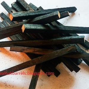 12 x Charred Oak Sticks for Aging Whiskey, Oak Staves for aging Alcohol, Wooden Oak Barrels
