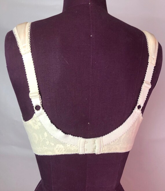 Vtg SUPPORT BRA Without Underwire Padded Straps 36B 