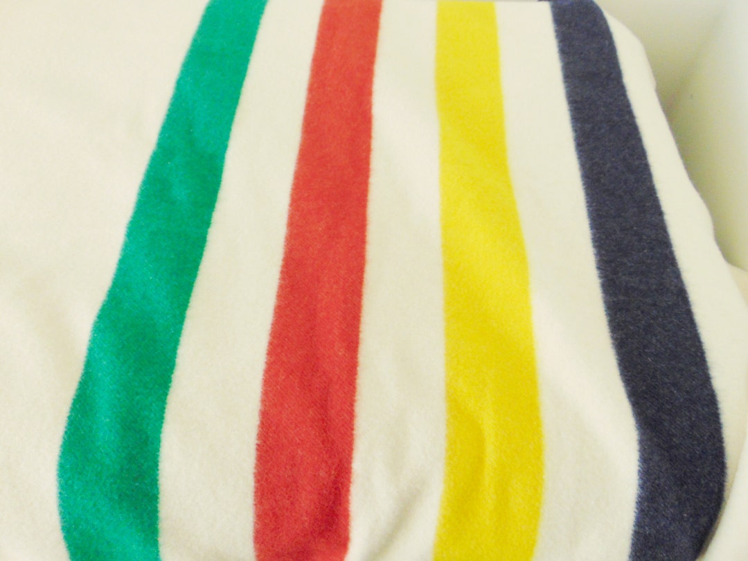 Genuine Hudson Bay Sixpoint Wool Blanket Size 90 Inches by 100 Inches