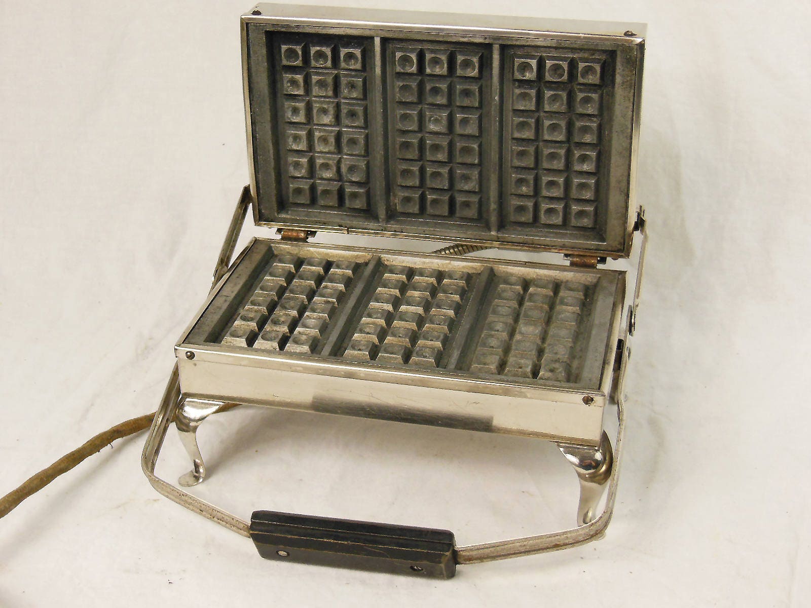 Vintage Westinghouse Electric Waffle Iron Made by Westinghouse Etsy