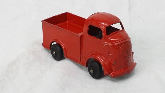 collectible diecast trucks