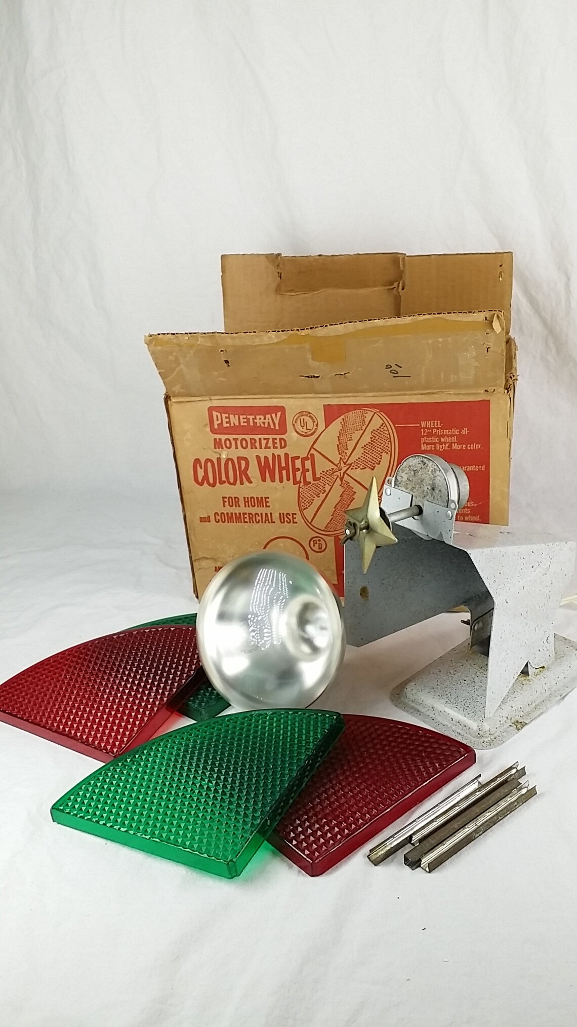 Vintage Christmas Color Wheel 