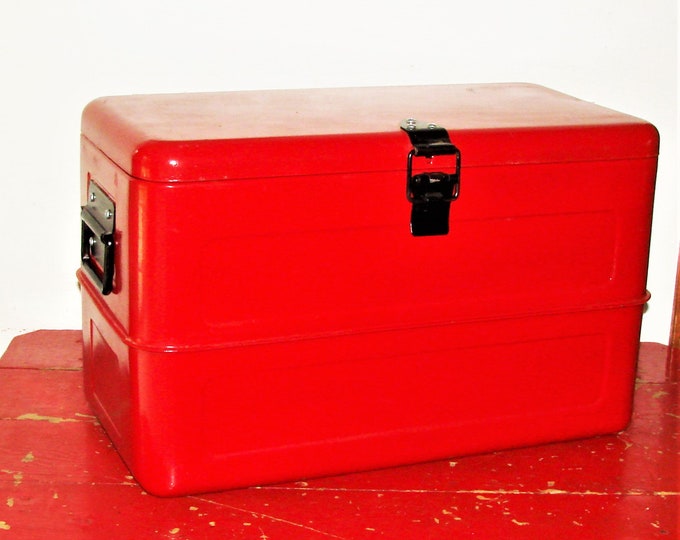 Old Metal Cooler Redone & Looks Nice Galvanized Inside Red Etsy