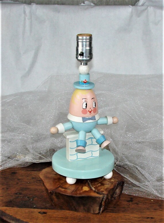 humpty dumpty lamp