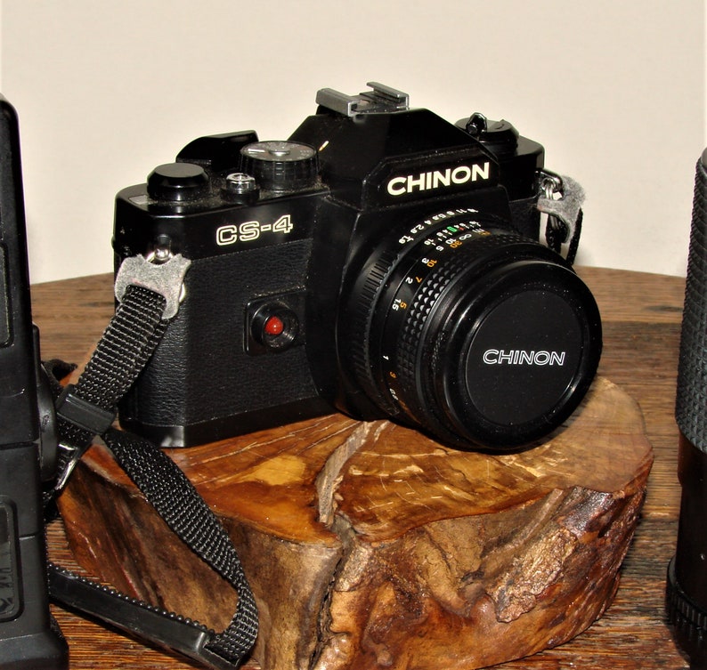 35mm Camera SLRWith 2 LensesFlash n PaperworkNice Compact 35mm Camera