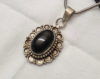 Nostalgic pendant without chain silver onyx black shabby vintage SKA1584