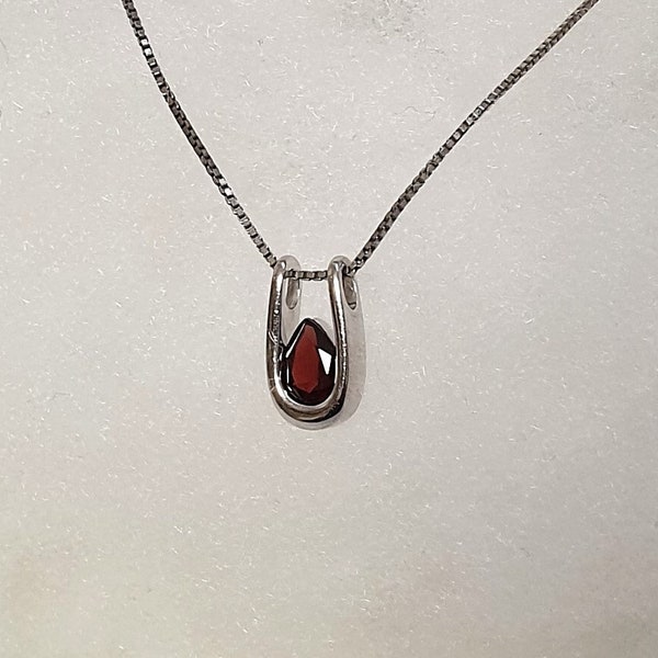 Pendant without chain silver 925 garnet design exceptionally rare vintage SKA1458