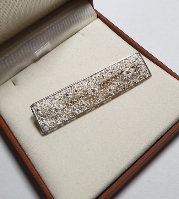 Shabby Vintage Brooch Lapel Pin Silver 835 Filigre