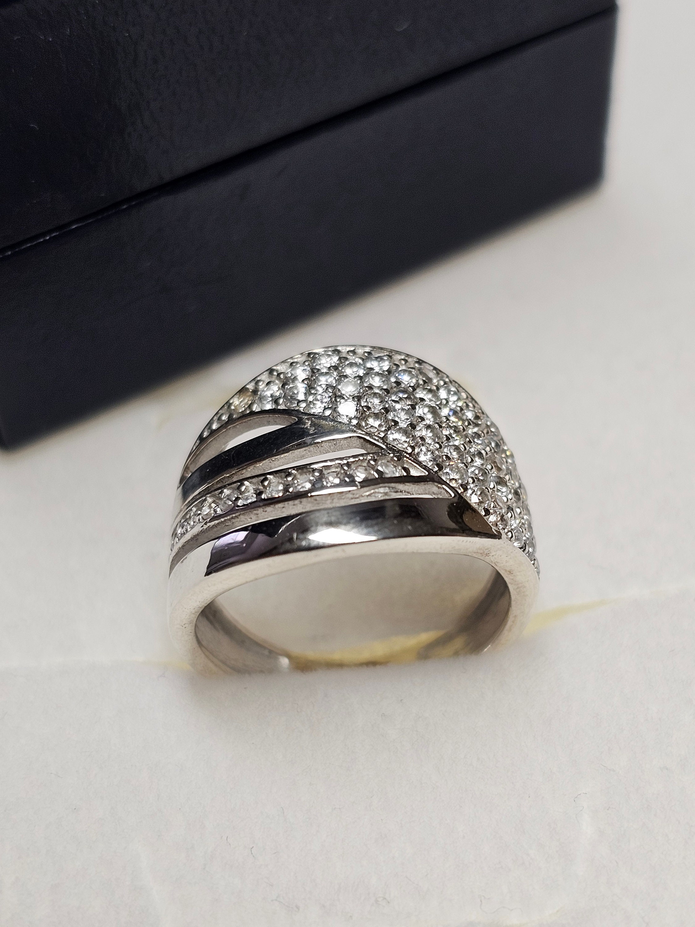 16.7 Mm Silver Ring Silver 925 Crystals Clear Glitter Design Vintage Elegant SR1094 - Etsy 16.7 Mm Silver Ring Silver 925 Crystals Clear Glitter Design Vintage Elegant SR1094 - Etsy