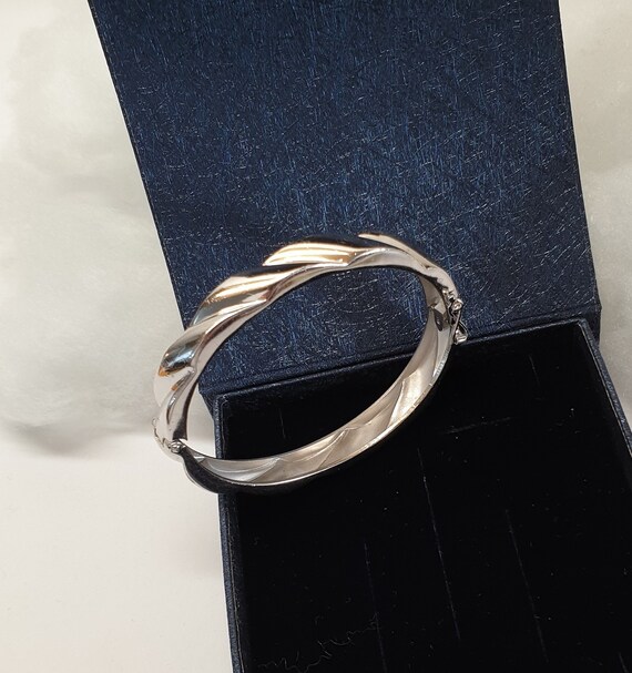 Bangle with rock crystal silver 835 like elis Kauppi