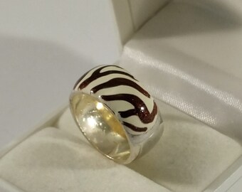 17,6 mm Ring Silber 925 Emaille Zebra Design Safari Vintage elegant SR955