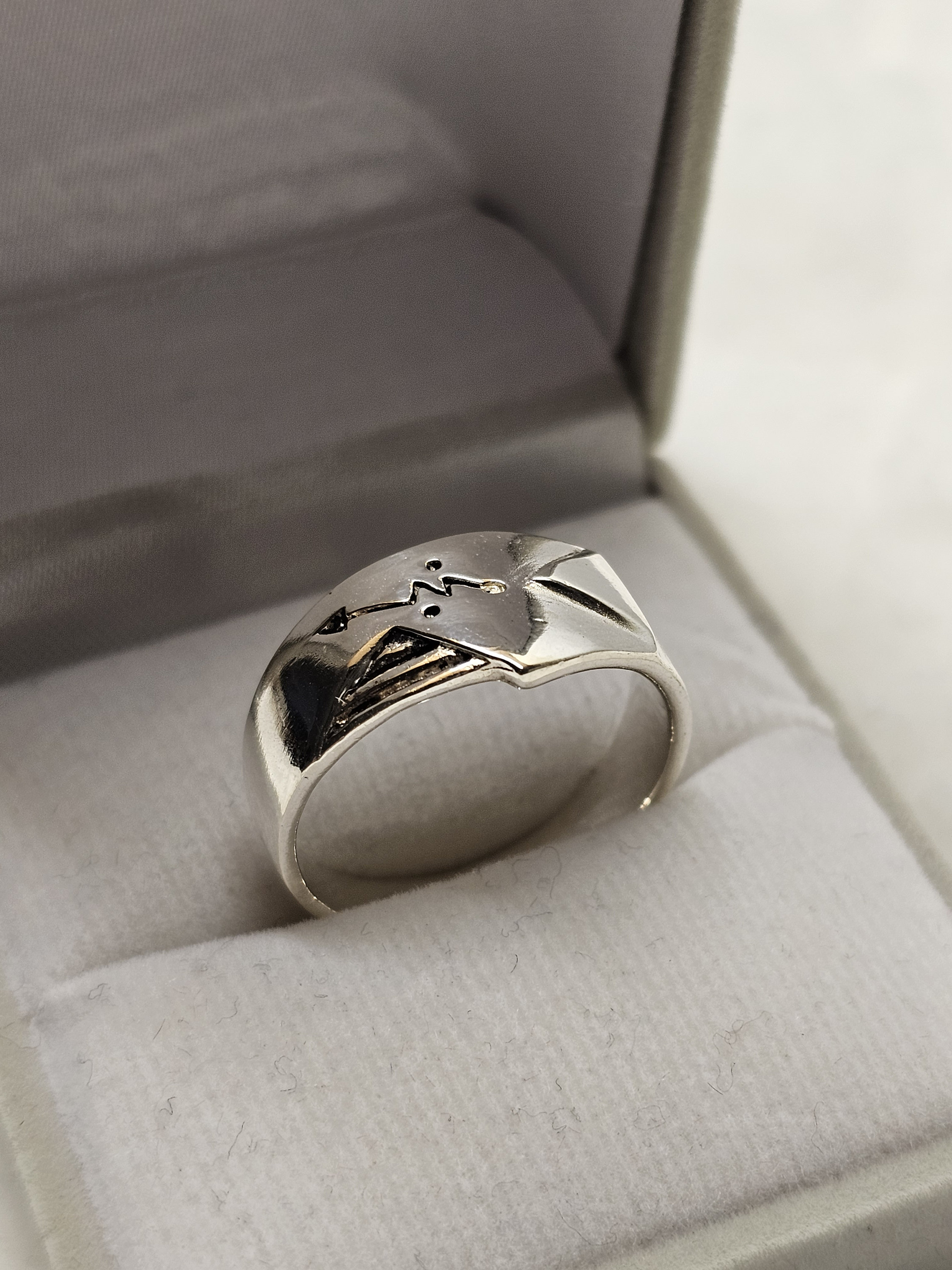 18.7 Mm Silver Ring Silver 925 Symbol Arrow Vintage Rare Rar 18.7 Mm Silver Ring Silver 925 Symbol Arrow Vintage Rare Rar